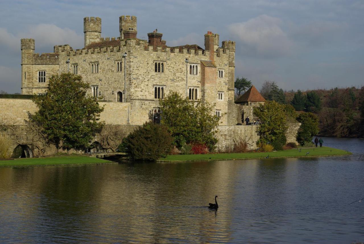 לינה וארוחת בוקר מיידסטון Leeds Castle Maiden'S Tower מראה חיצוני תמונה