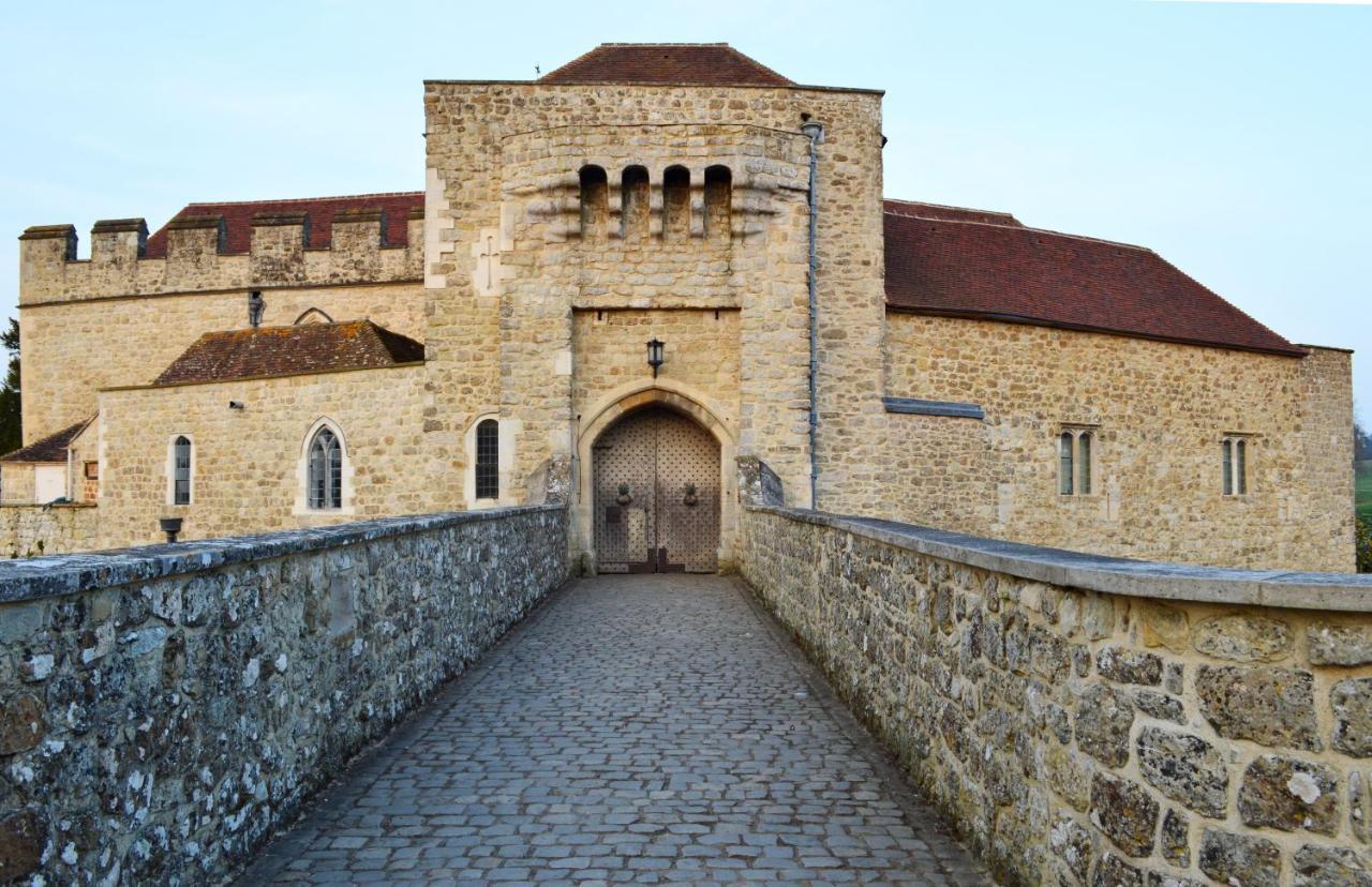 לינה וארוחת בוקר מיידסטון Leeds Castle Maiden'S Tower מראה חיצוני תמונה